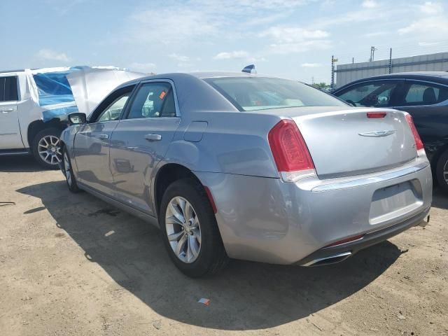 2015 Chrysler 300 Limited