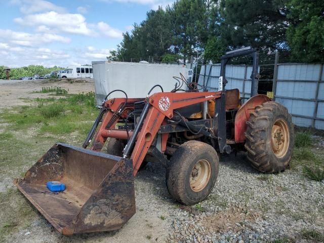 2000 Maserati Tractor