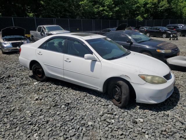 2005 Toyota Camry LE