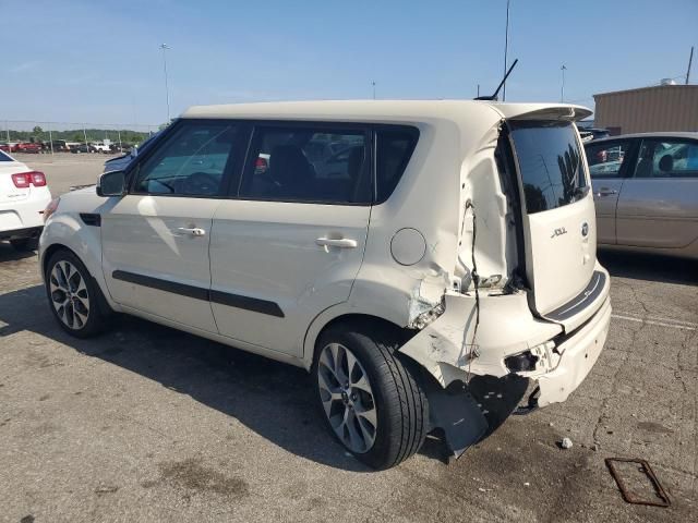 2013 KIA Soul +