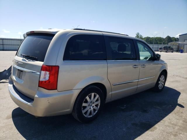 2012 Chrysler Town & Country Touring