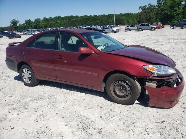 2004 Toyota Camry LE