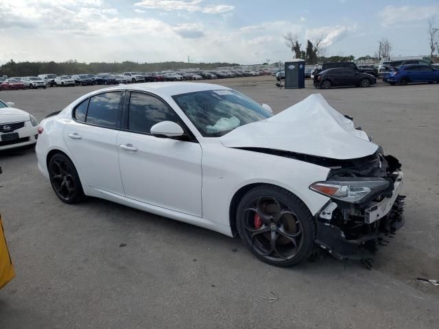 2017 Alfa Romeo Giulia TI