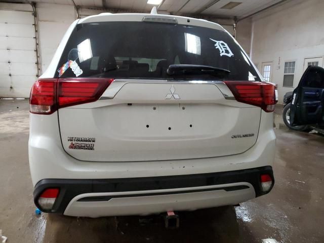 2019 Mitsubishi Outlander SE