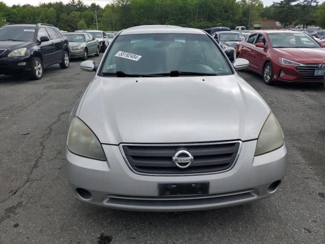 2004 Nissan Altima Base