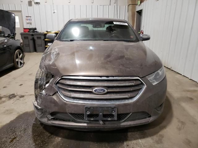 2015 Ford Taurus Limited