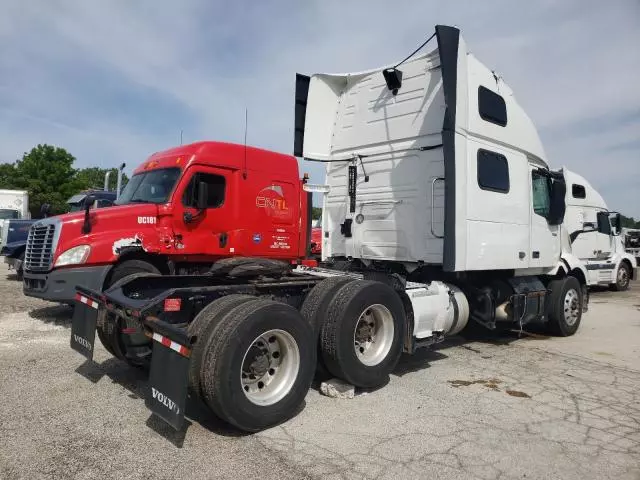 2020 Volvo VN VNL