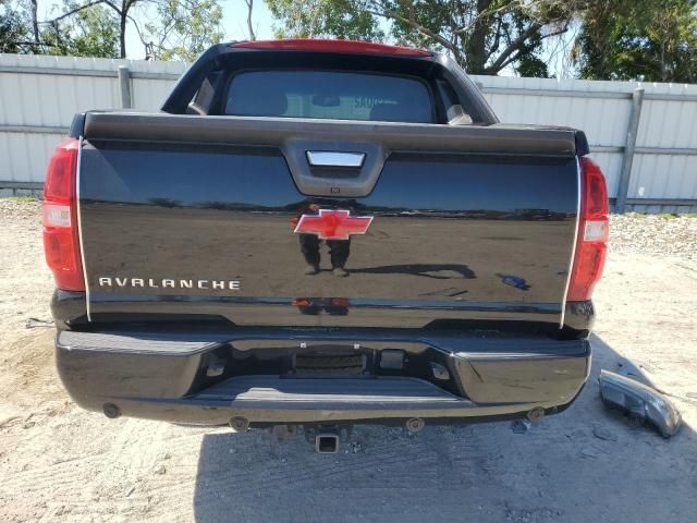 2013 Chevrolet Avalanche LS