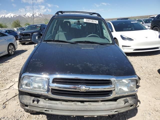 2004 Chevrolet Tracker