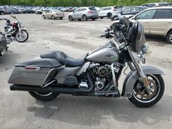 Salvage cars for sale from Copart Duryea, PA: 2017 Harley-Davidson Flhr Road King