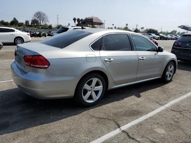 2013 Volkswagen Passat SE