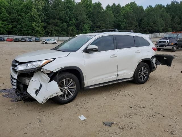 2018 Toyota Highlander SE