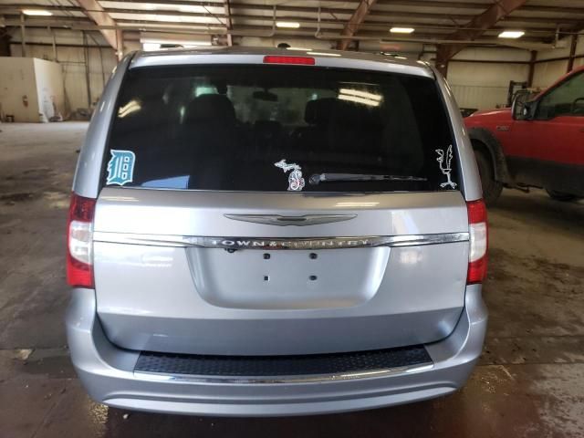 2014 Chrysler Town & Country Touring