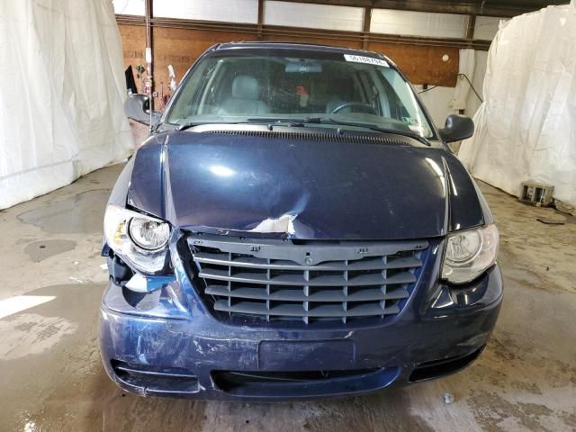 2006 Chrysler Town & Country Touring