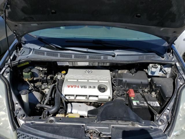 2004 Toyota Sienna XLE