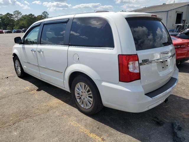 2015 Chrysler Town & Country Limited Platinum