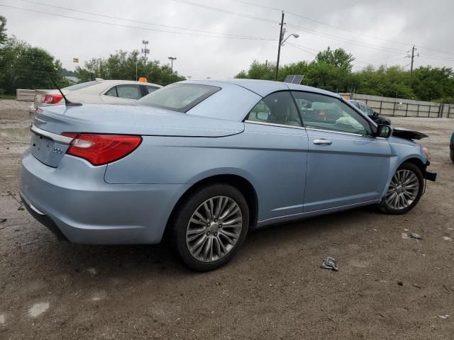 2014 Chrysler 200 Limited