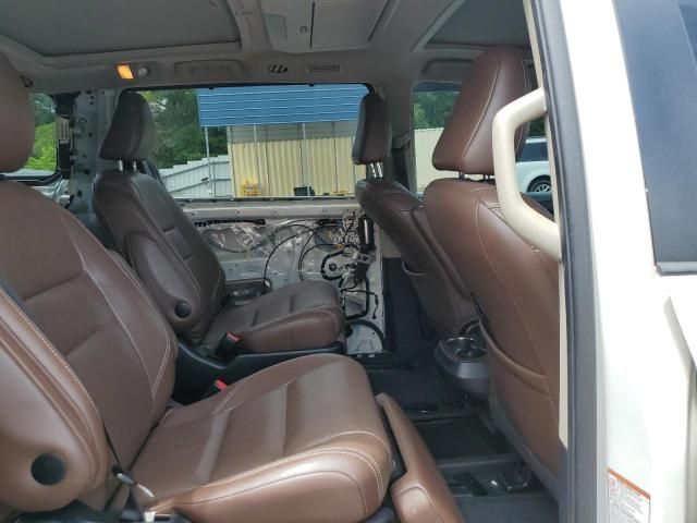 2015 Toyota Sienna XLE