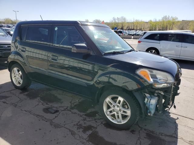 2010 KIA Soul +