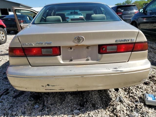 1999 Toyota Camry LE