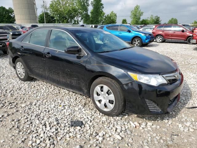 2014 Toyota Camry Hybrid