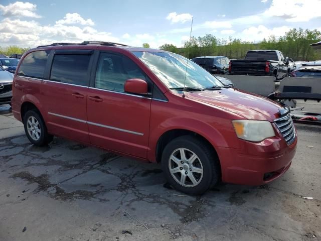 2010 Chrysler Town & Country Touring