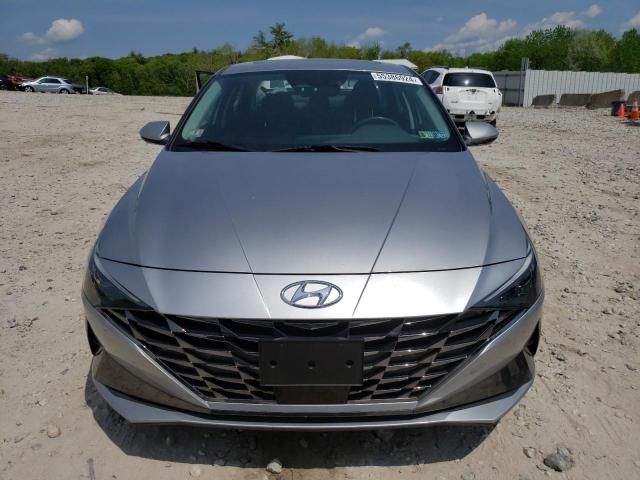 2022 Hyundai Elantra SEL