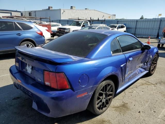 2004 Ford Mustang