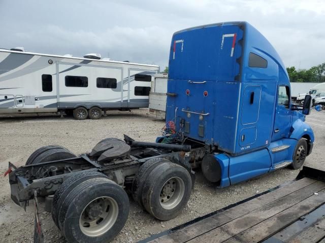 2014 Kenworth Construction T680