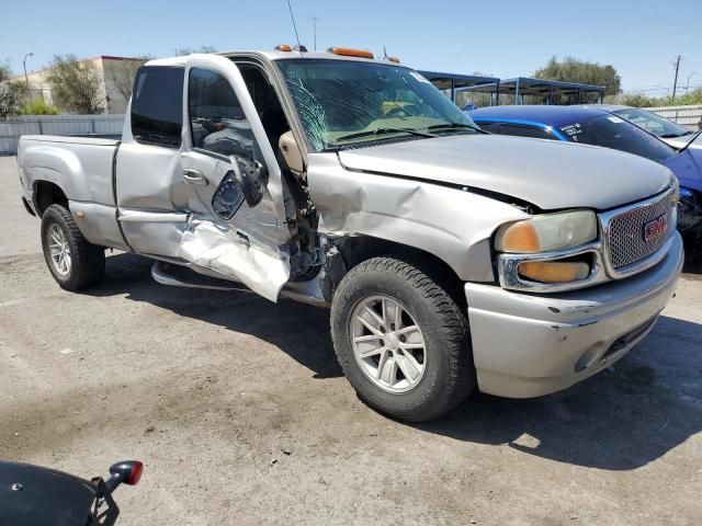 2004 GMC Sierra K1500 Denali