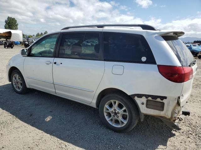 2005 Toyota Sienna XLE