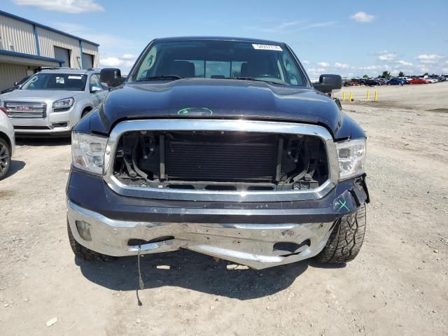 2015 Dodge RAM 1500 SLT