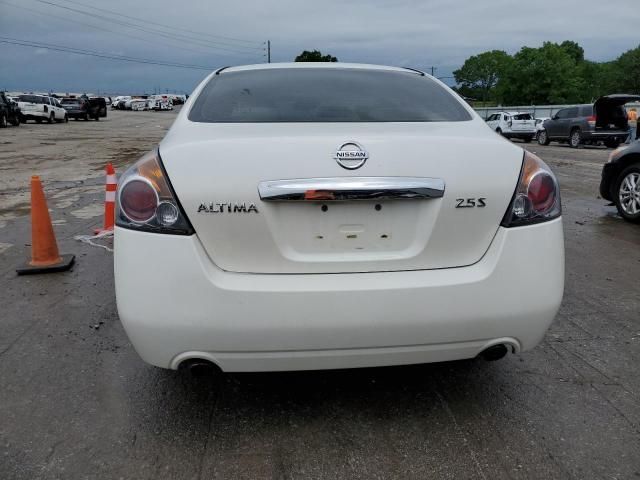 2010 Nissan Altima Base