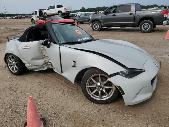 2016 Mazda MX-5 Miata Sport