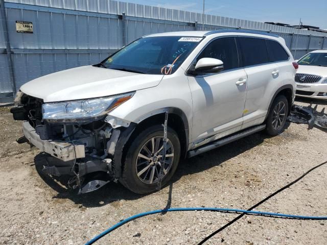 2018 Toyota Highlander SE