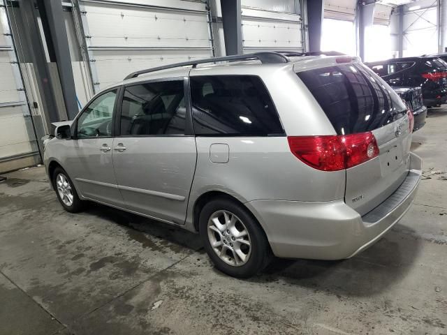 2006 Toyota Sienna XLE