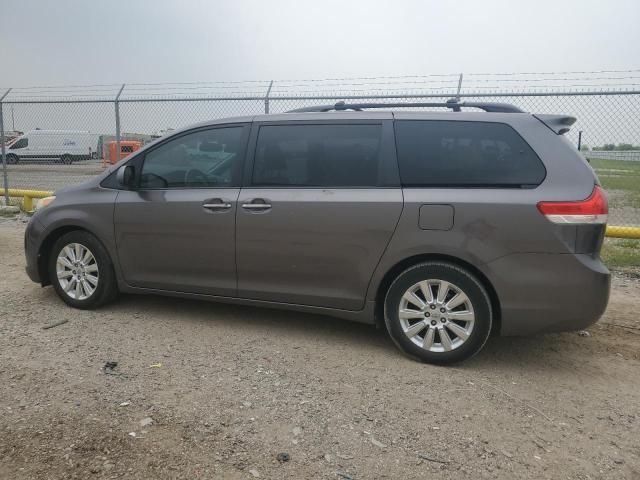 2011 Toyota Sienna XLE