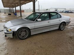 Carros salvage sin ofertas aún a la venta en subasta: 2001 BMW 740 I Automatic