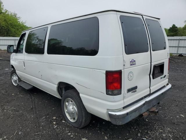 2011 Ford Econoline E350 Super Duty Wagon