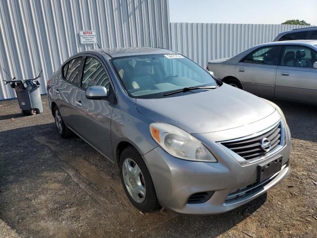 2014 Nissan Versa S