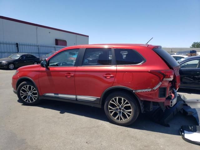 2016 Mitsubishi Outlander SE