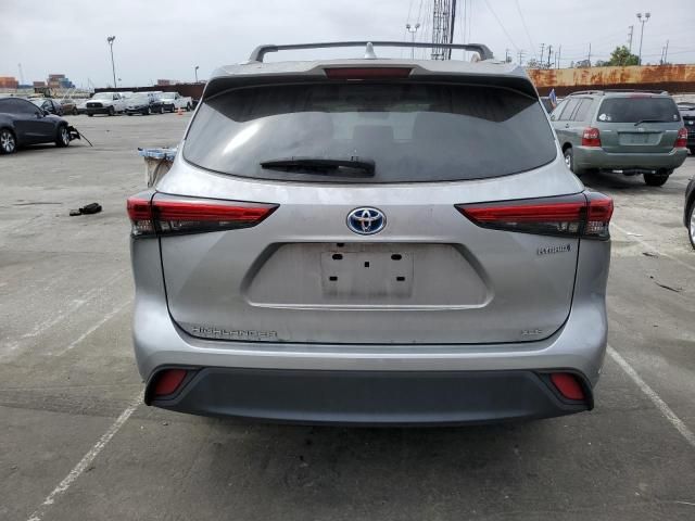 2022 Toyota Highlander Hybrid XLE