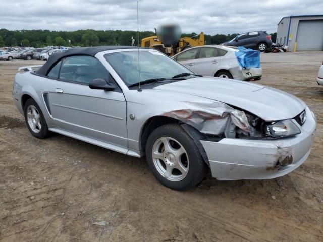 2004 Ford Mustang