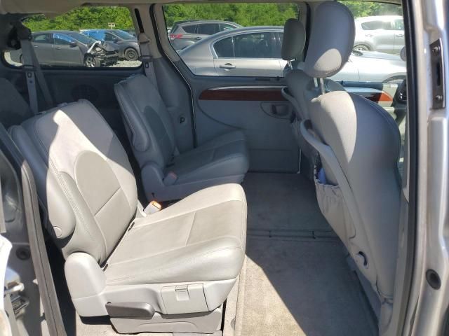 2007 Chrysler Town & Country Limited