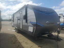 Camiones dañados por inundaciones a la venta en subasta: 2022 Coachmen Travel Trailer