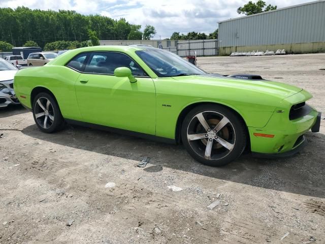 2015 Dodge Challenger SXT