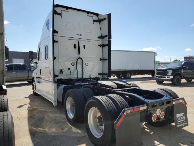 2018 Freightliner Cascadia 126