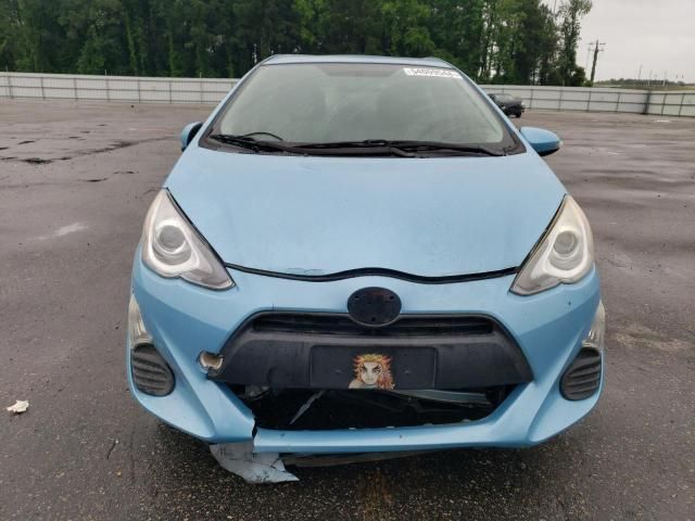 2016 Toyota Prius C