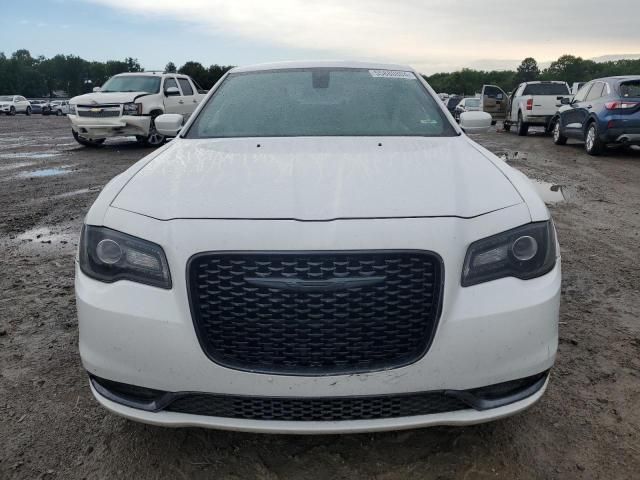 2016 Chrysler 300 S