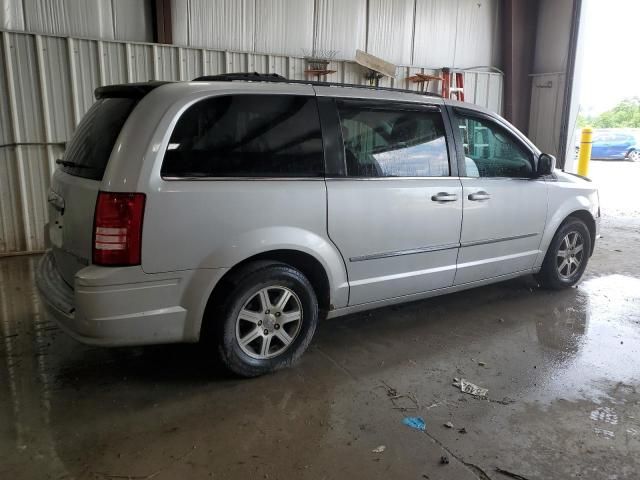 2009 Chrysler Town & Country Touring